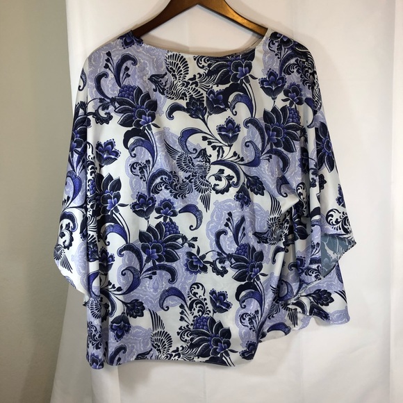 Chico’s size L/XL Floral Kimono - Picture 2 of 3